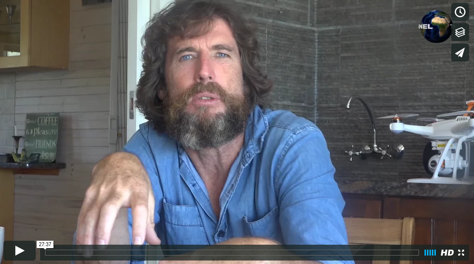 LukemeetsJohnTurnerEveryoneshouldgrowtheirownfood